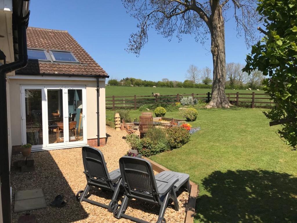 Carlton Corner Bed & Breakfast Kibworth Harcourt Exterior photo